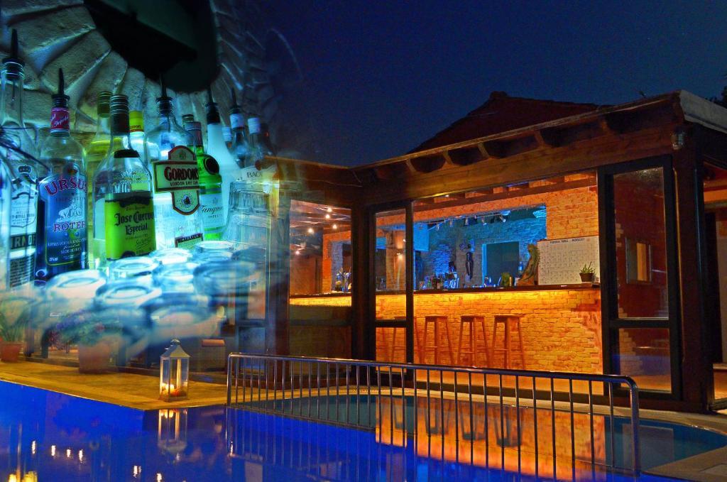 Othonas Apartments ซีดารี ภายนอก รูปภาพ